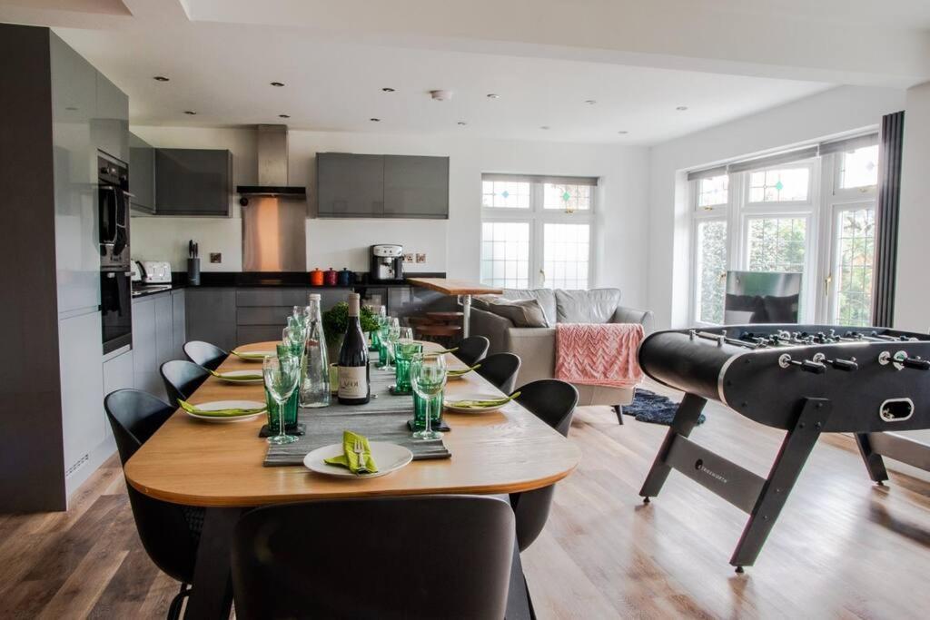 Luxury Central Bmth House With Hot Tub. Stunning! بورنماوث المظهر الخارجي الصورة